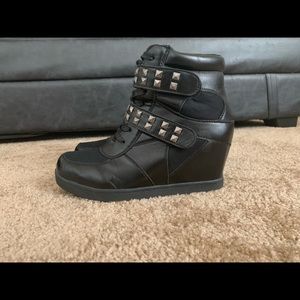 Black Wedged Sneakers